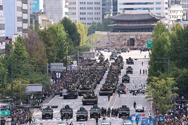 광화문 일대서 국민과 함께하는 국군의날 시가행진 펼쳐