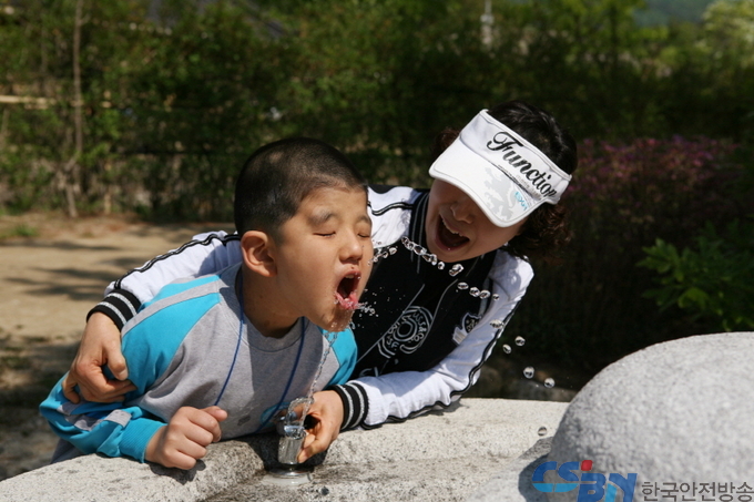 안동진명-교총교육사진전